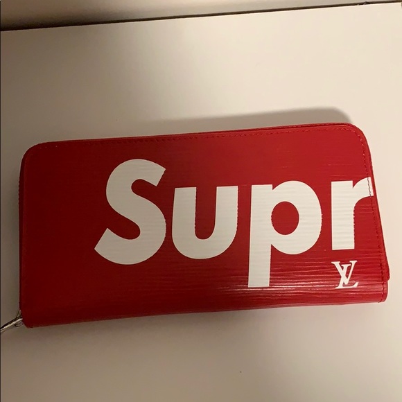 Supreme Other - Supreme wallet